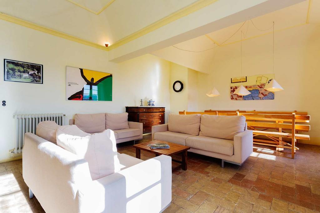 Can Felicia Hotel Beuda Room photo
